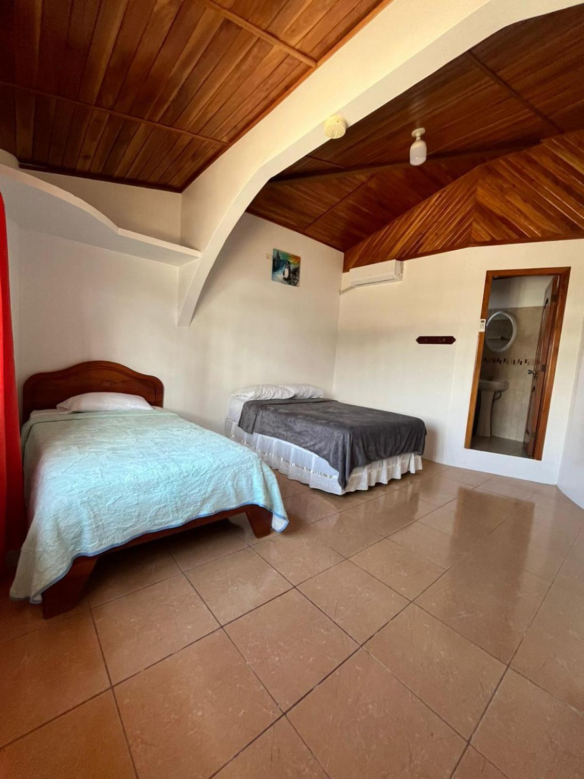 פורטו וילאמיל Hostal Neptuno - Poseidon מראה חיצוני תמונה